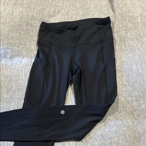 Lululemon leggings.  Size 6.  Excellent condition